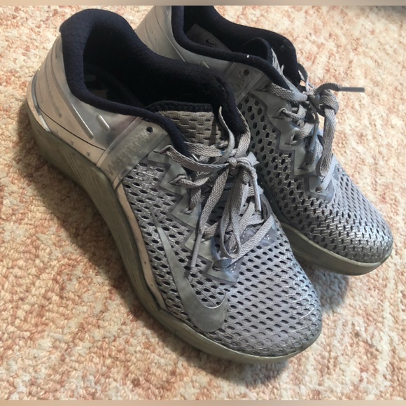 Gray/silver Metcon 6 - Picture 2 of 10